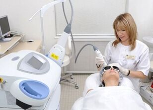 pros and cons of laser fractional facial skin rejuvenation
